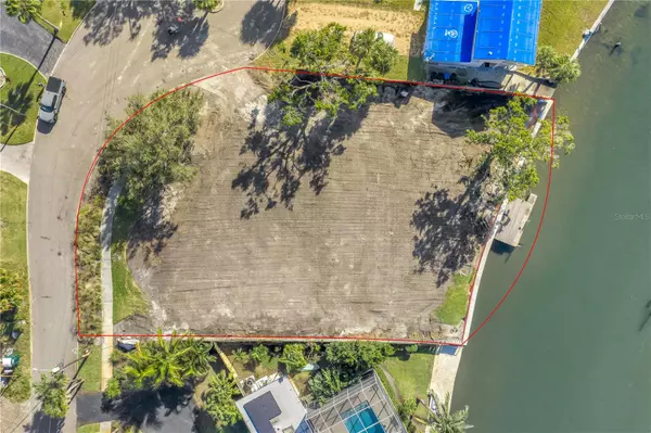 St Petersburg, FL 33705,4811 PARADISE WAY S