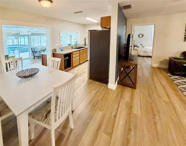 Winter Haven, FL 33881,1151 CAREFREE COVE DR