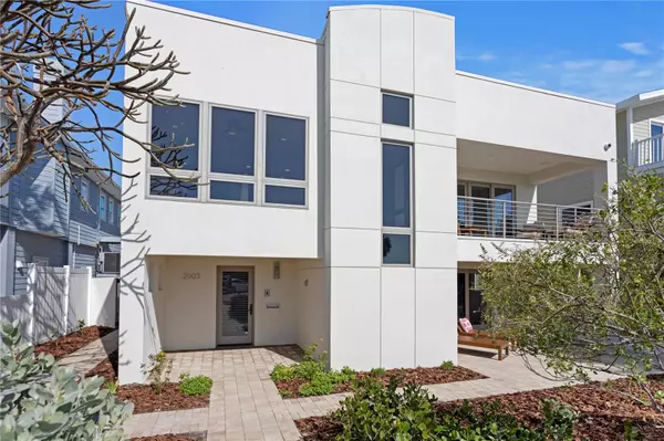 St Pete Beach, FL 33706,2003 GULF WAY