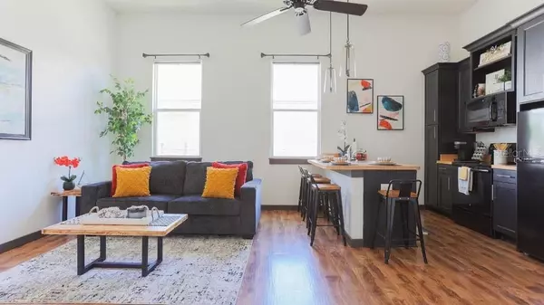 Tampa, FL 33607,2004 N HOWARD AVE #203