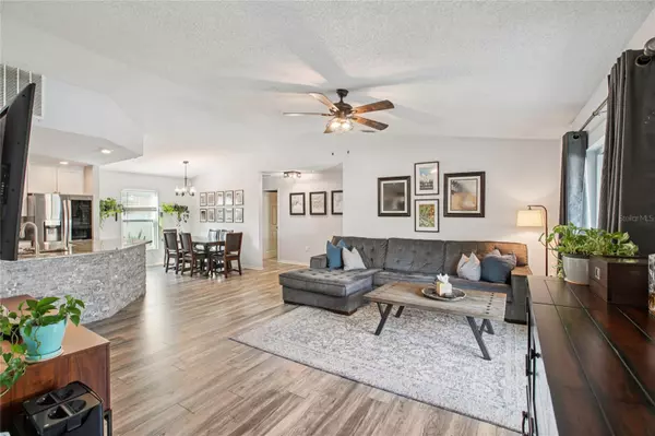 Tampa, FL 33612,2103 W PERIO ST