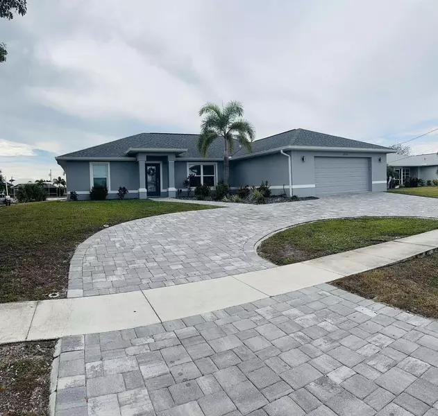 21341 EDGEWATER DR, Port Charlotte, FL 33952