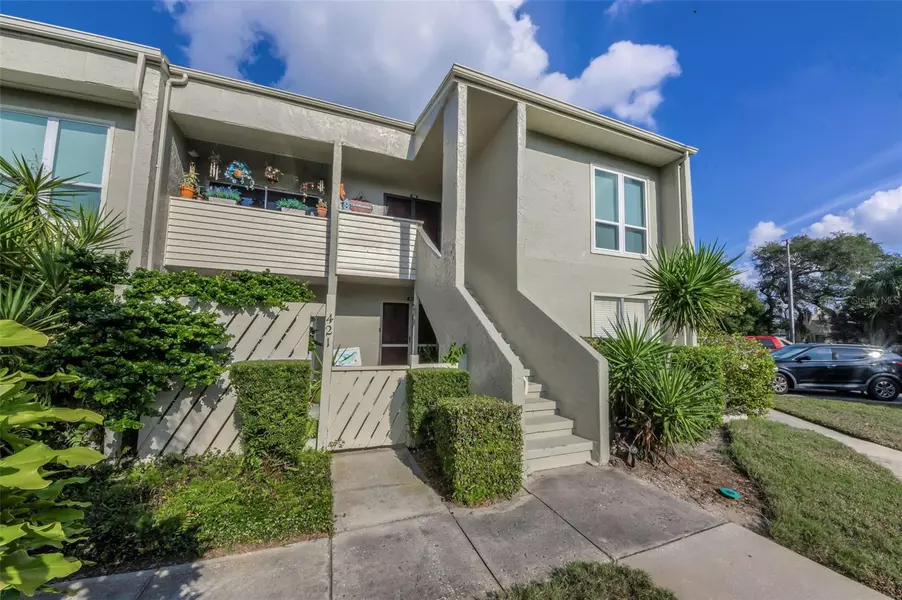 421 WINDRUSH BAY DR #421, Tarpon Springs, FL 34689