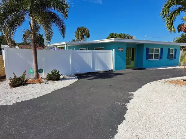 Nokomis, FL 34275,539 SHORE RD