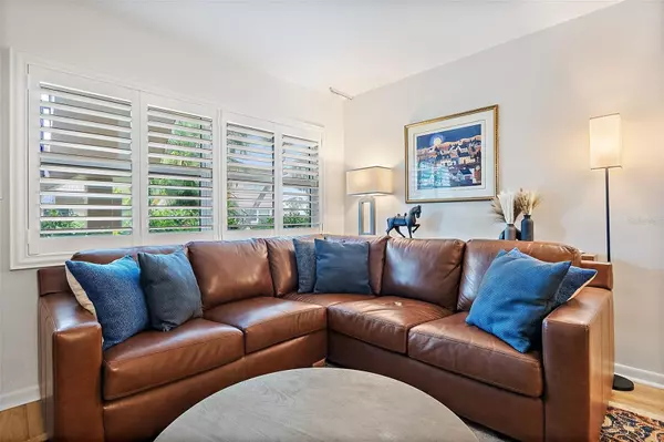 St Petersburg, FL 33704,200 36TH AVE N #104A