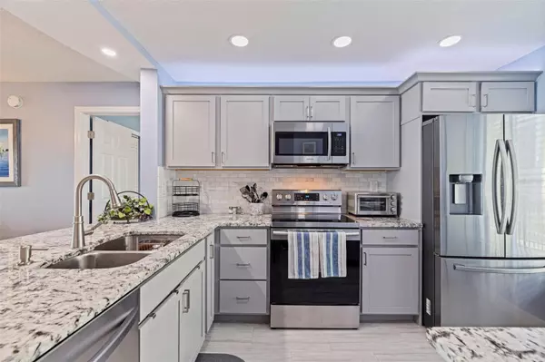 St Petersburg, FL 33715,6365 BAHIA DEL MAR BLVD #212