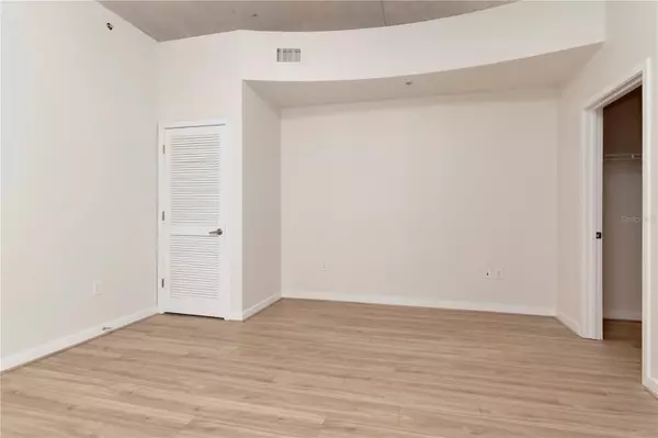 Tampa, FL 33602,777 N ASHLEY DR #2009