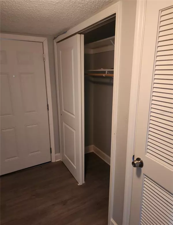 St Petersburg, FL 33702,8370 13TH ST N #A