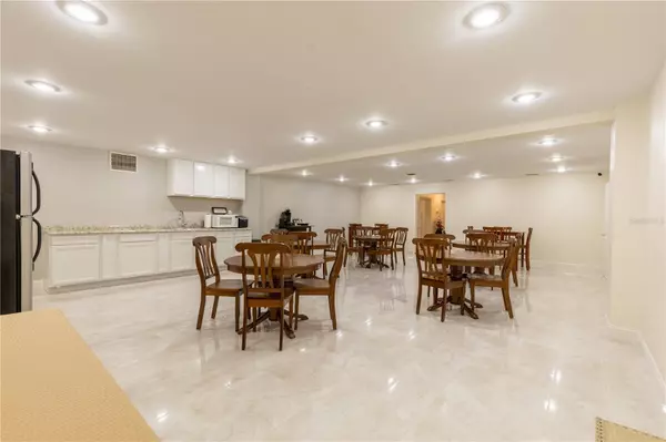 St Petersburg, FL 33710,3530 49TH ST N