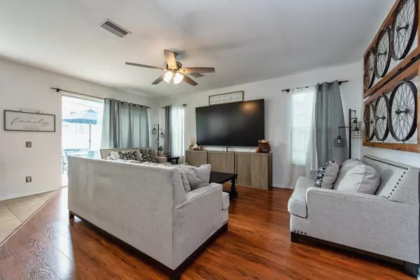 Valrico, FL 33594,2525 CROSS MORE ST