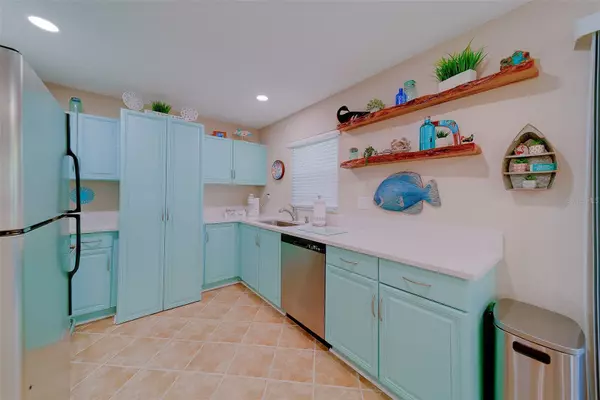 Largo, FL 33774,13125 WILCOX RD #16105