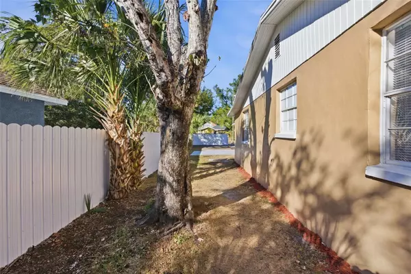 St Petersburg, FL 33705,525 27TH AVE S