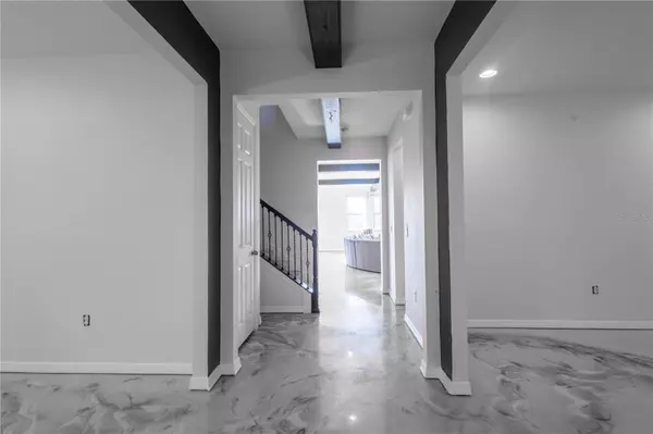 Apopka, FL 32703,2468 VERDE VIEW DR