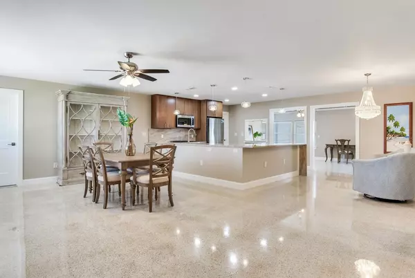 St Petersburg, FL 33711,5028 42ND ST S