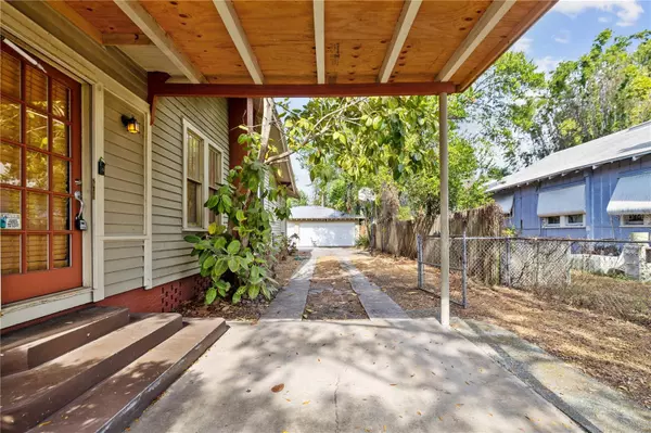 Tampa, FL 33604,113 W POWHATAN AVE