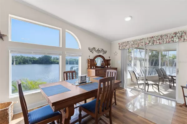 7013 MOUNT PINEY RD NE #724, St Petersburg, FL 33702