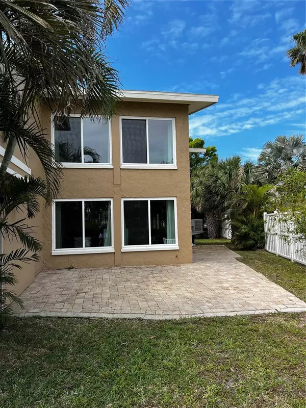Indian Rocks Beach, FL 33785,835 E GULF BLVD #101