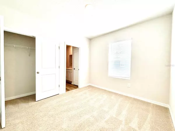 Largo, FL 33774,11867 DAVIS DR