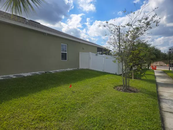 Wesley Chapel, FL 33544,8052 GREENWAY AVE