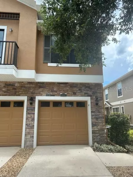 16517 KINGLETRIDGE AVE, Lithia, FL 33547