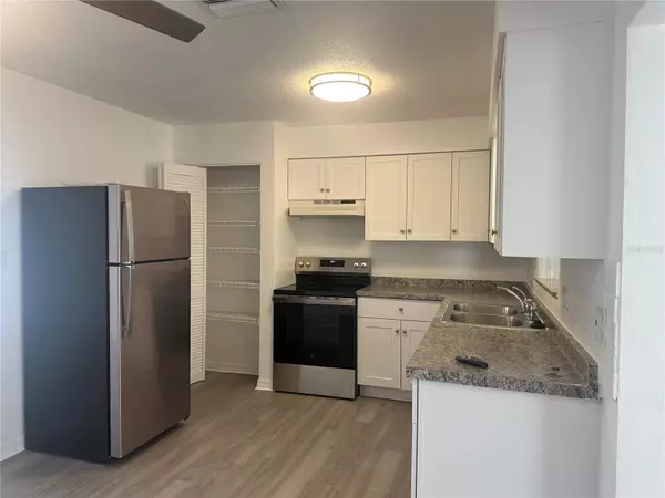 Clearwater, FL 33755,2075 PLATEAU RD