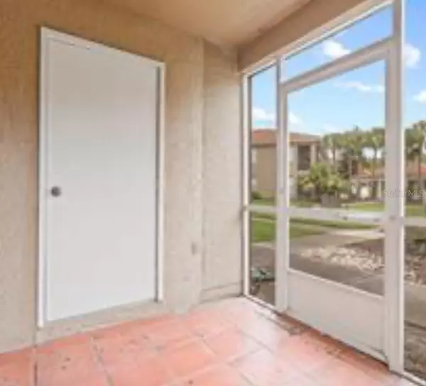 Tampa, FL 33647,15215 AMBERLY DR #1002