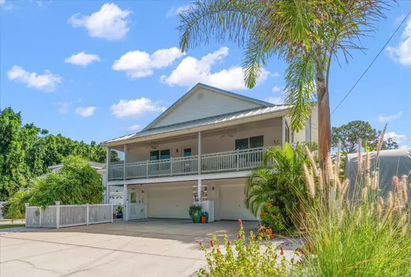 109 PETERSON LN, Palm Harbor, FL 34683