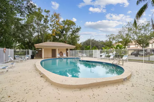 Oldsmar, FL 34677,215 CLAYS TRL #215