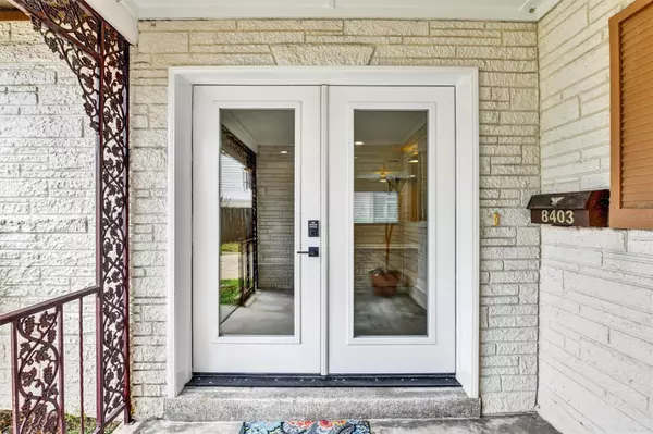 Tampa, FL 33615,8403 LOPEZ DR