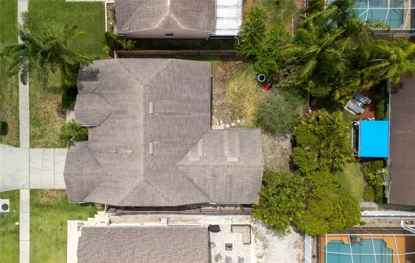 Tampa, FL 33626,9327 PONTIAC DR