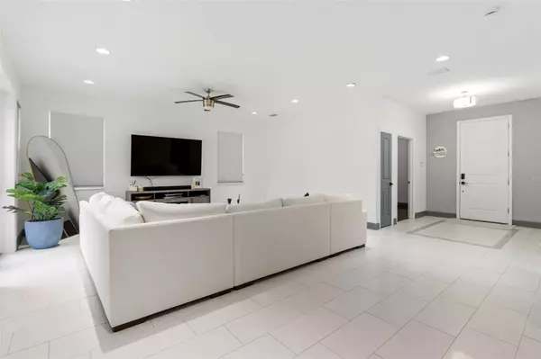 Tampa, FL 33625,7017 BRIARHILL CT