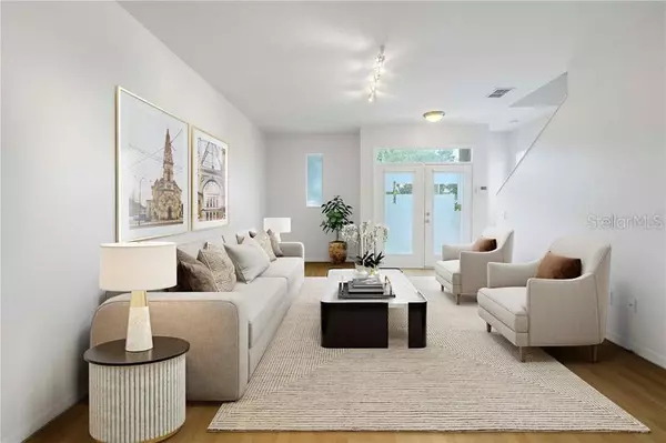 St Petersburg, FL 33701,724 4TH AVE S #10