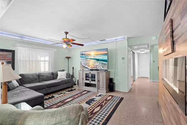 Pinellas Park, FL 33781,4141 68TH AVE N