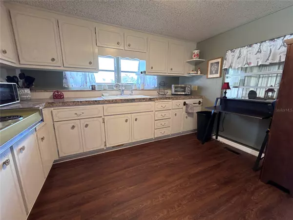 Clearwater, FL 33764,2331 BELLEAIR RD #904