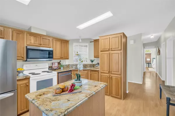 Oldsmar, FL 34677,507 CANAL WAY