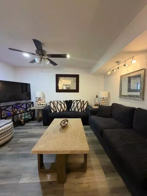 Tampa, FL 33617,12414 N 58TH ST #63