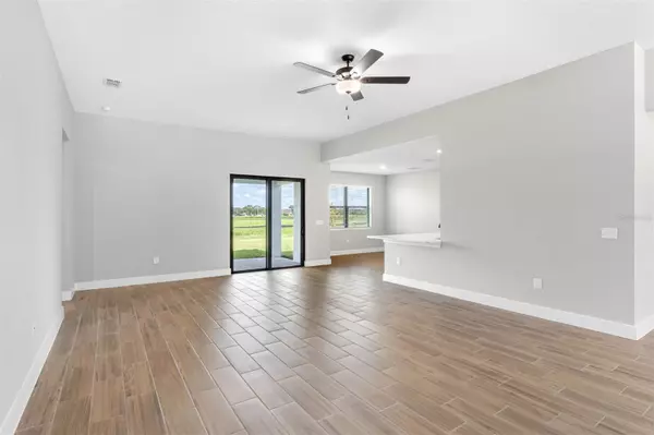 Dover, FL 33527,13509 WALDEN SHEFFIELD RD