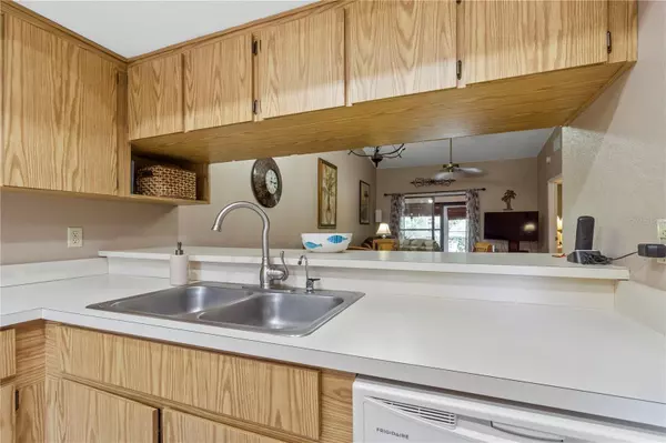 Seminole, FL 33778,11511 113TH ST #21C