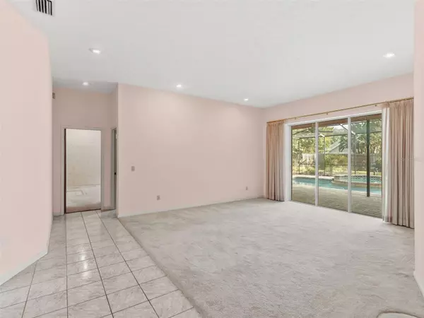 Lutz, FL 33548,18103 CLEAR LAKE DR