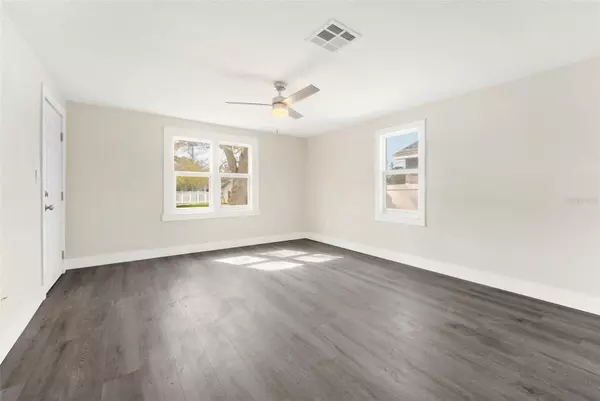 St Petersburg, FL 33714,3457 50TH AVE N