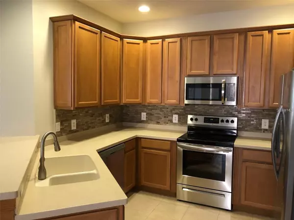 Apollo Beach, FL 33572,140 SHELL FALLS DR