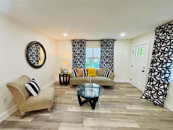 Tampa, FL 33610,6411 N 34TH ST