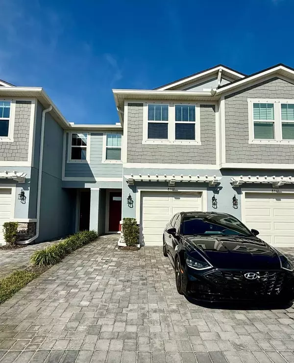 8319 WILDFLOWER GLEN AVE, Odessa, FL 33556