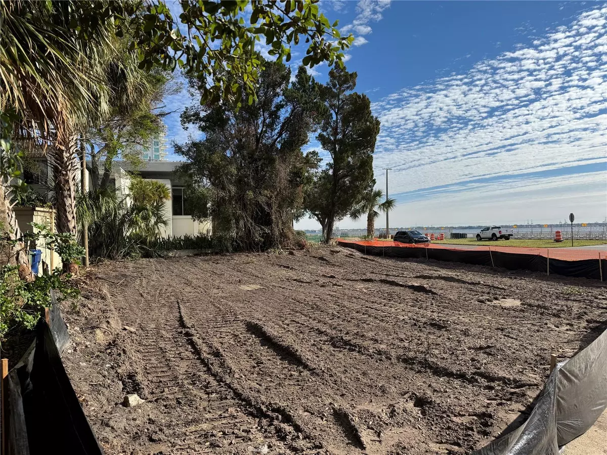 Tampa, FL 33629,2715 BAYSHORE BLVD