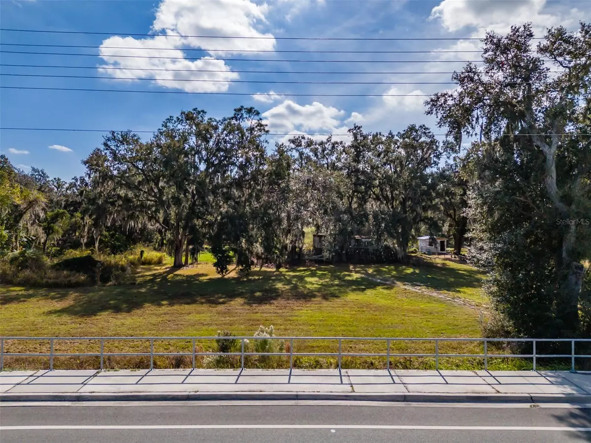 Plant City, FL 33563,815 E SAM ALLEN RD