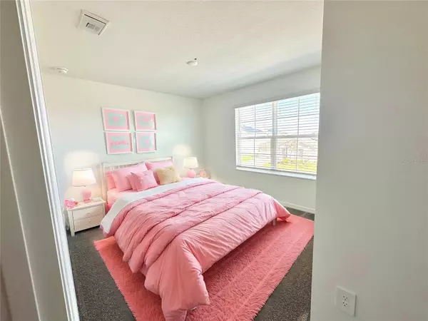 Winter Haven, FL 33881,118 INMAN BLVD