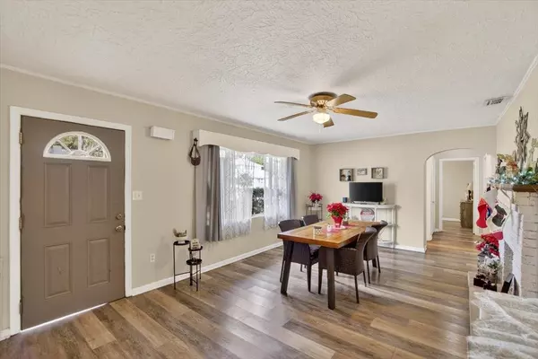 Zephyrhills, FL 33542,38606 3RD AVE