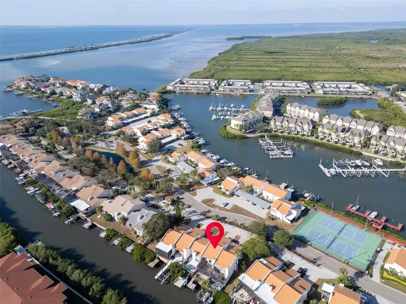 4307 HARBOR HOUSE DR #13, Tampa, FL 33615