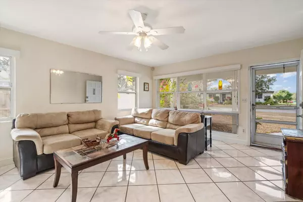 Clearwater, FL 33755,1225 RIDGE AVE