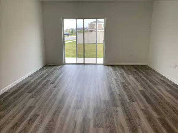 Wesley Chapel, FL 33543,32386 EVENING GROVE CT